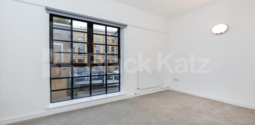 			1 Bedroom, 1 bath, 1 reception Apartment			 SPRINGFIELD HOUSE LOFTS-TYSSEN STREET, DALSTON/HAGGERSTON